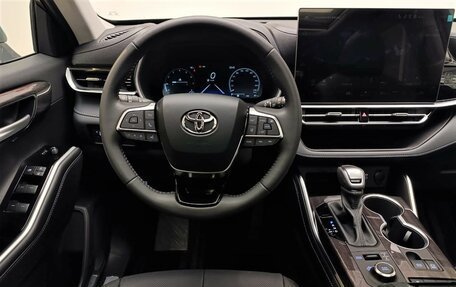 Toyota Highlander, 2025 год, 5 990 000 рублей, 10 фотография