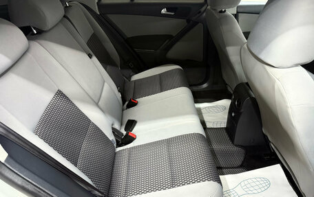 Volkswagen Tiguan I, 2011 год, 950 000 рублей, 21 фотография