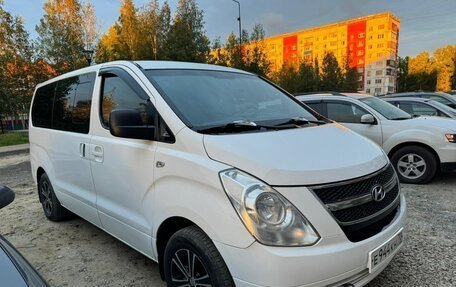 Hyundai Grand Starex Grand Starex I рестайлинг 2, 2010 год, 1 280 000 рублей, 2 фотография