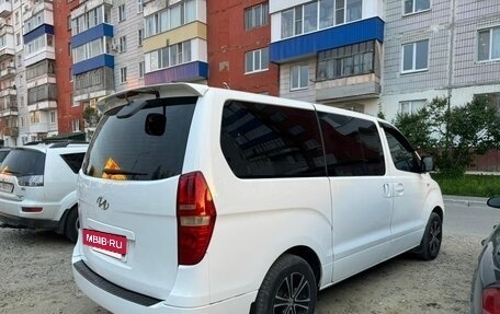 Hyundai Grand Starex Grand Starex I рестайлинг 2, 2010 год, 1 280 000 рублей, 4 фотография