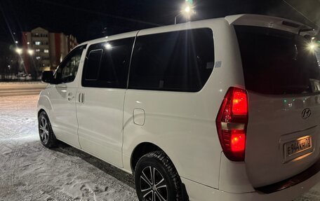 Hyundai Grand Starex Grand Starex I рестайлинг 2, 2010 год, 1 280 000 рублей, 7 фотография