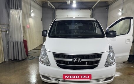 Hyundai Grand Starex Grand Starex I рестайлинг 2, 2010 год, 1 280 000 рублей, 17 фотография
