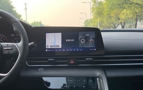 Hyundai Elantra, 2022 год, 2 125 000 рублей, 3 фотография