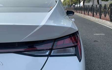 Hyundai Elantra, 2022 год, 2 125 000 рублей, 11 фотография