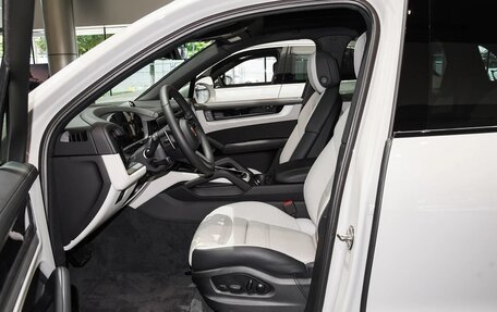 Porsche Cayenne III, 2025 год, 16 065 000 рублей, 20 фотография