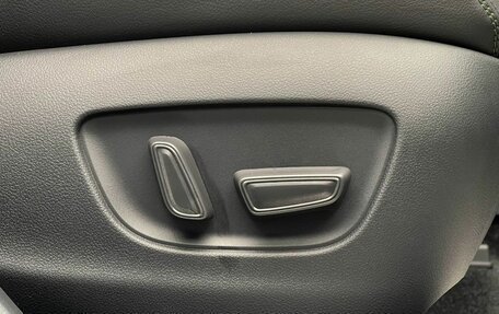 Toyota RAV4, 2025 год, 4 397 000 рублей, 19 фотография