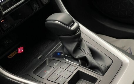 Toyota RAV4, 2025 год, 4 397 000 рублей, 12 фотография