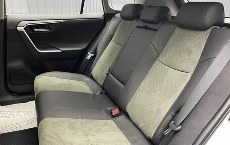 Toyota RAV4, 2025 год, 4 397 000 рублей, 21 фотография