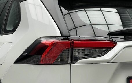 Toyota RAV4, 2025 год, 4 397 000 рублей, 28 фотография