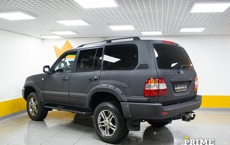 Toyota Land Cruiser 100 рестайлинг 2, 2007 год, 1 699 000 рублей, 4 фотография