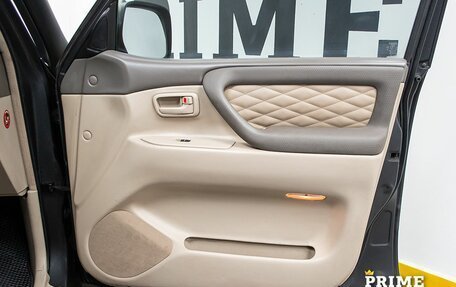 Toyota Land Cruiser 100 рестайлинг 2, 2007 год, 1 699 000 рублей, 20 фотография