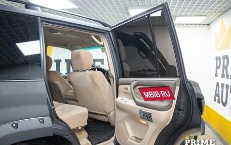 Toyota Land Cruiser 100 рестайлинг 2, 2007 год, 1 699 000 рублей, 16 фотография