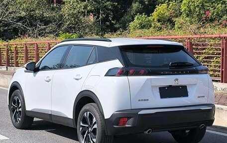 Peugeot 2008 II, 2023 год, 1 270 000 рублей, 7 фотография