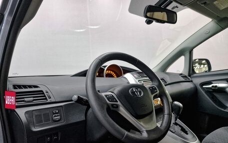 Toyota Verso I, 2012 год, 1 200 000 рублей, 15 фотография