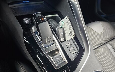 Peugeot 3008 II, 2022 год, 2 195 000 рублей, 8 фотография