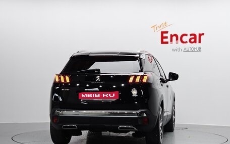 Peugeot 3008 II, 2022 год, 2 195 000 рублей, 4 фотография