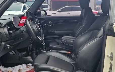 MINI Cabrio, 2022 год, 1 970 000 рублей, 10 фотография