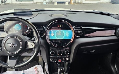 MINI Cabrio, 2022 год, 1 970 000 рублей, 13 фотография