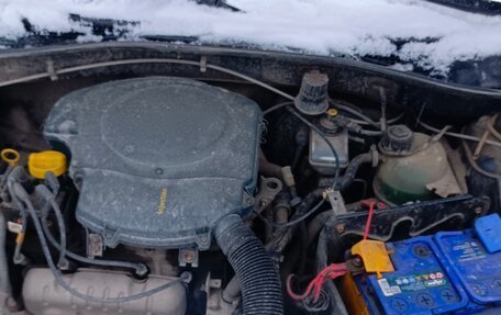 Renault Logan I, 2006 год, 200 000 рублей, 11 фотография