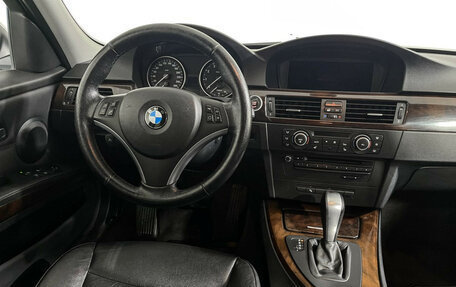 BMW 3 серия, 2011 год, 1 447 000 рублей, 15 фотография