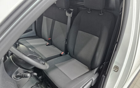 Opel Vivaro, 2022 год, 2 650 000 рублей, 19 фотография