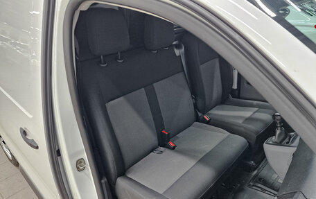 Opel Vivaro, 2022 год, 2 650 000 рублей, 22 фотография