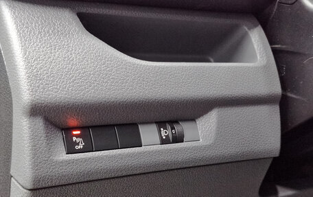 Opel Vivaro, 2022 год, 2 650 000 рублей, 24 фотография