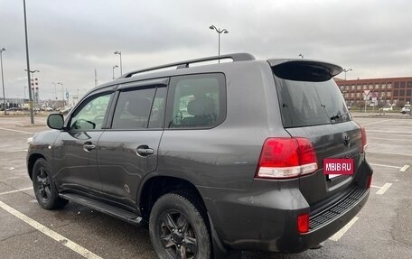 Toyota Land Cruiser 200, 2011 год, 3 250 000 рублей, 8 фотография