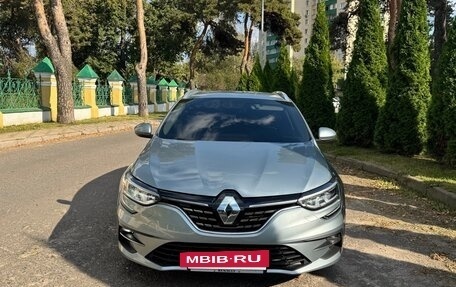 Renault Megane IV, 2020 год, 1 640 000 рублей, 2 фотография