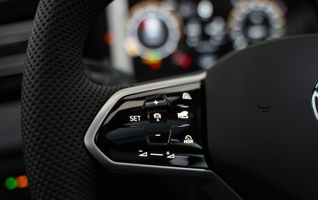 Volkswagen Tiguan, 2025 год, 4 850 000 рублей, 38 фотография