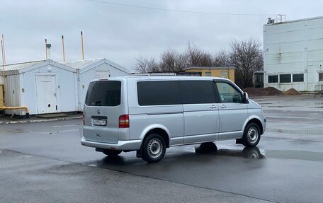 Volkswagen Caravelle T5, 2009 год, 1 330 000 рублей, 4 фотография