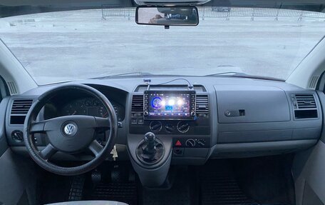 Volkswagen Caravelle T5, 2009 год, 1 330 000 рублей, 9 фотография