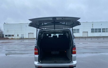 Volkswagen Caravelle T5, 2009 год, 1 330 000 рублей, 12 фотография