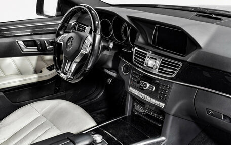 Mercedes-Benz E-Класс, 2013 год, 2 447 000 рублей, 11 фотография