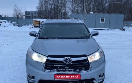 Toyota Highlander III, 2014 год, 2 600 000 рублей, 1 фотография