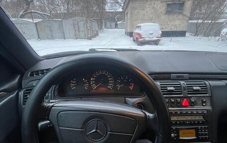 Mercedes-Benz E-Класс, 1998 год, 649 999 рублей, 16 фотография