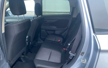 Mitsubishi Outlander III рестайлинг 3, 2012 год, 940 000 рублей, 10 фотография