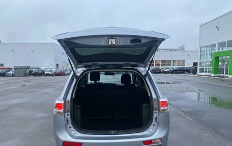 Mitsubishi Outlander III рестайлинг 3, 2012 год, 940 000 рублей, 11 фотография