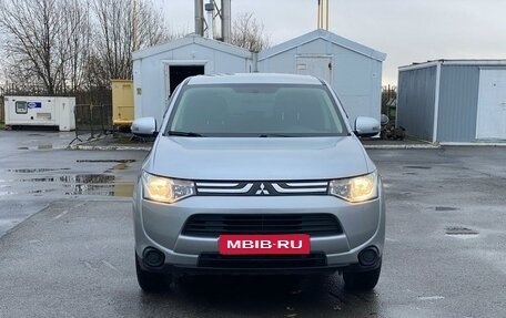 Mitsubishi Outlander III рестайлинг 3, 2012 год, 940 000 рублей, 2 фотография