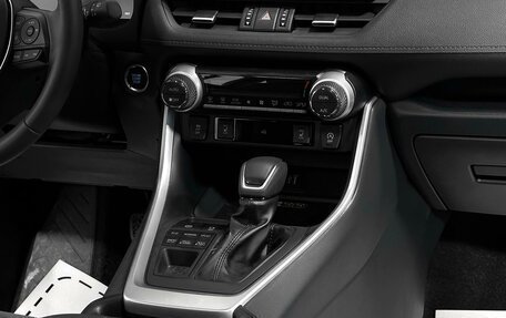 Toyota RAV4, 2025 год, 4 199 000 рублей, 13 фотография