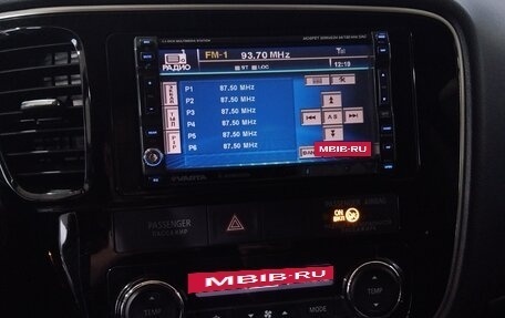 Mitsubishi Outlander III рестайлинг 3, 2017 год, 1 950 000 рублей, 12 фотография