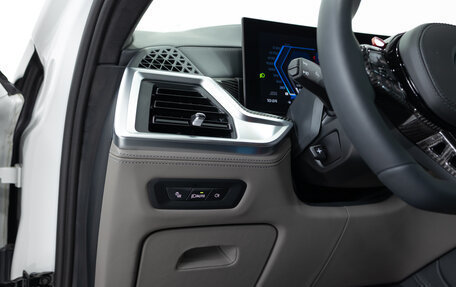 BMW X6 M, 2024 год, 16 990 000 рублей, 13 фотография