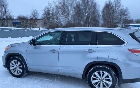 Toyota Highlander III, 2014 год, 2 600 000 рублей, 6 фотография