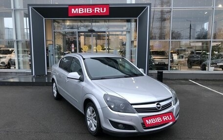 Opel Astra H, 2010 год, 700 000 рублей, 3 фотография