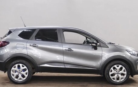 Renault Kaptur I рестайлинг, 2017 год, 1 100 000 рублей, 8 фотография