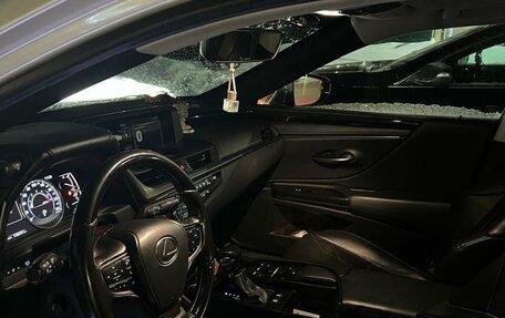 Lexus ES VII, 2018 год, 3 500 000 рублей, 6 фотография