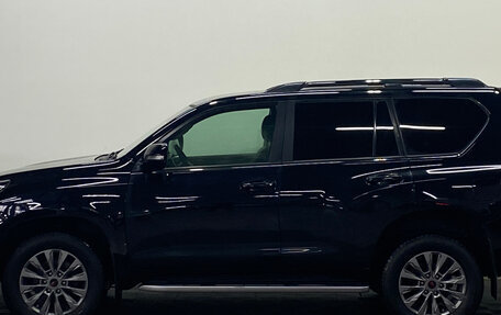 Toyota Land Cruiser Prado 150 рестайлинг 2, 2017 год, 4 590 000 рублей, 5 фотография