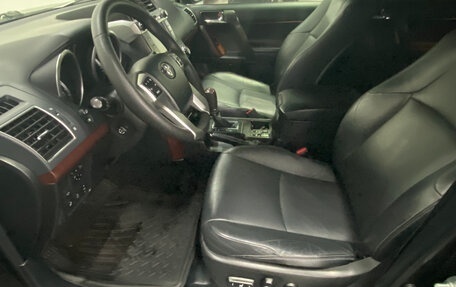 Toyota Land Cruiser Prado 150 рестайлинг 2, 2017 год, 4 590 000 рублей, 7 фотография