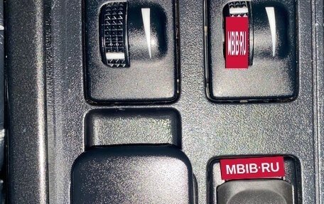 Toyota Land Cruiser Prado 150 рестайлинг 2, 2017 год, 4 590 000 рублей, 21 фотография