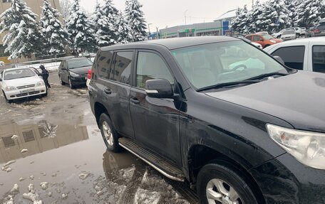 Toyota Land Cruiser Prado 150 рестайлинг 2, 2010 год, 2 750 000 рублей, 2 фотография